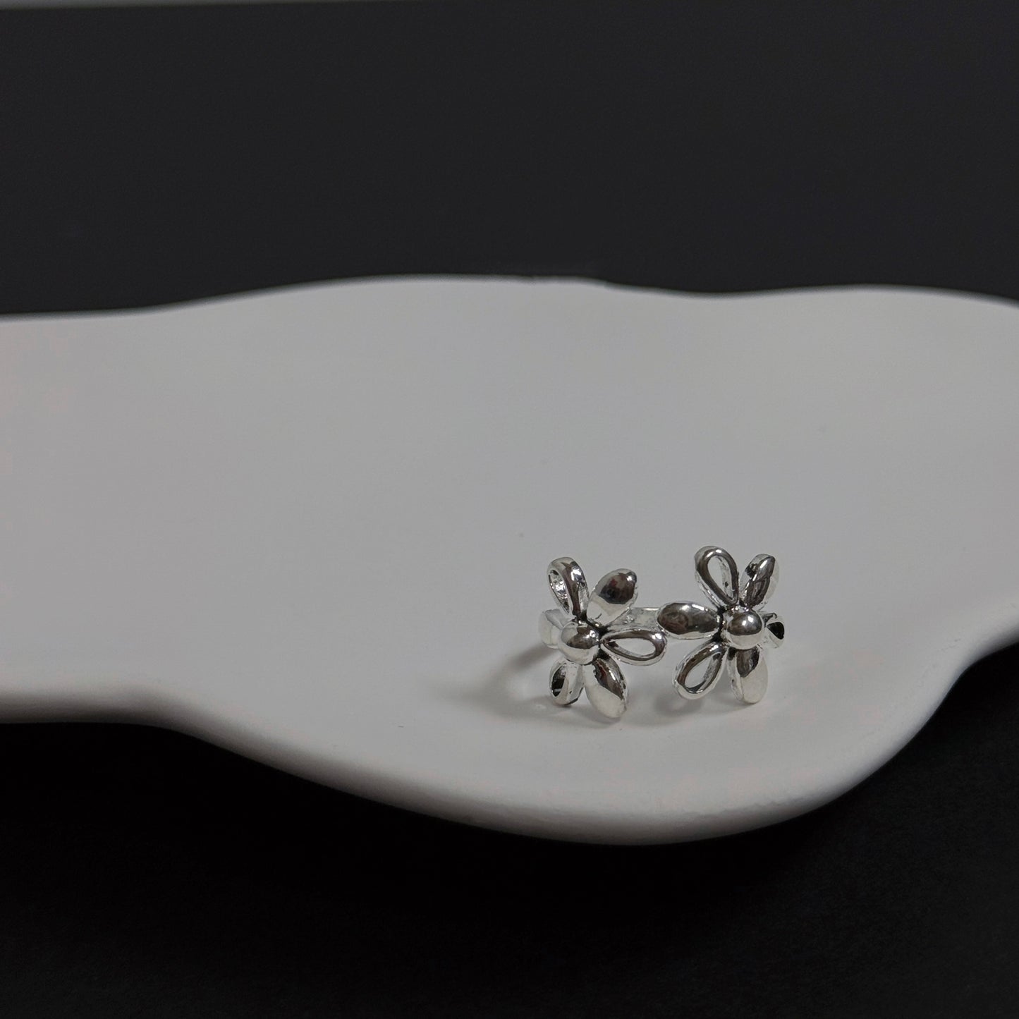 925 鏤空小雛菊戒指