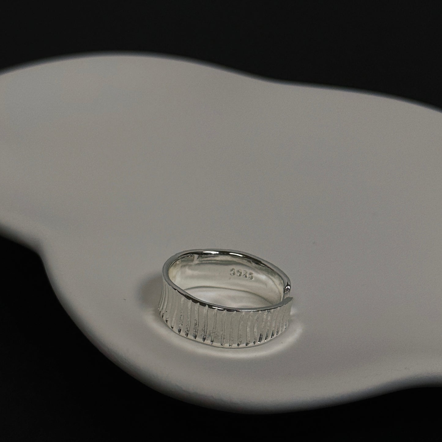 925 極簡百褶肌理感指環