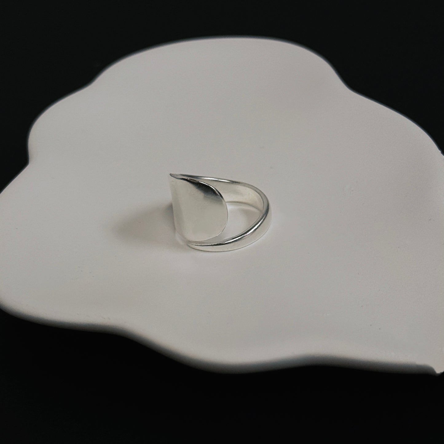 925霧面幾何包覆戒